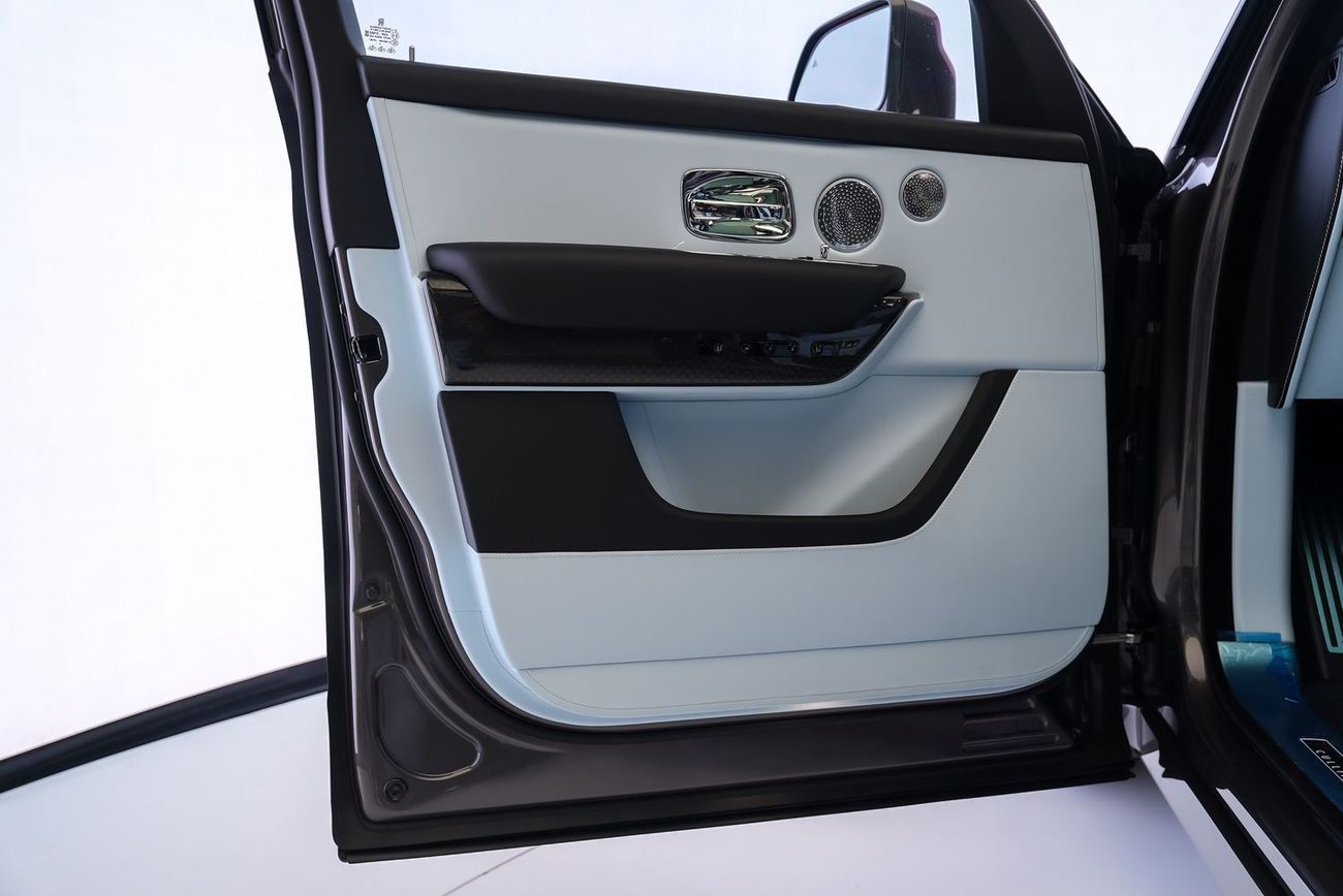 Rolls-Royce Cullinan Rolls Royce Cullinan Black Badge Series 2 Duality Seats