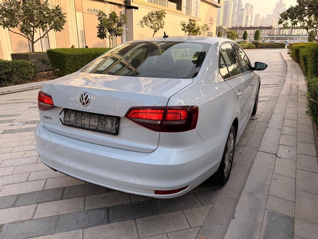 Volkswagen Jetta SE | Low mileage | GCC
