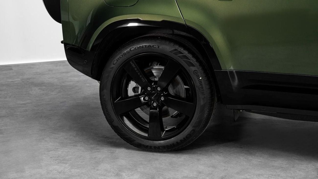 لاند روفر ديفندر X-Dynamic HSE P400e - 2026 - Under Dealer Warranty