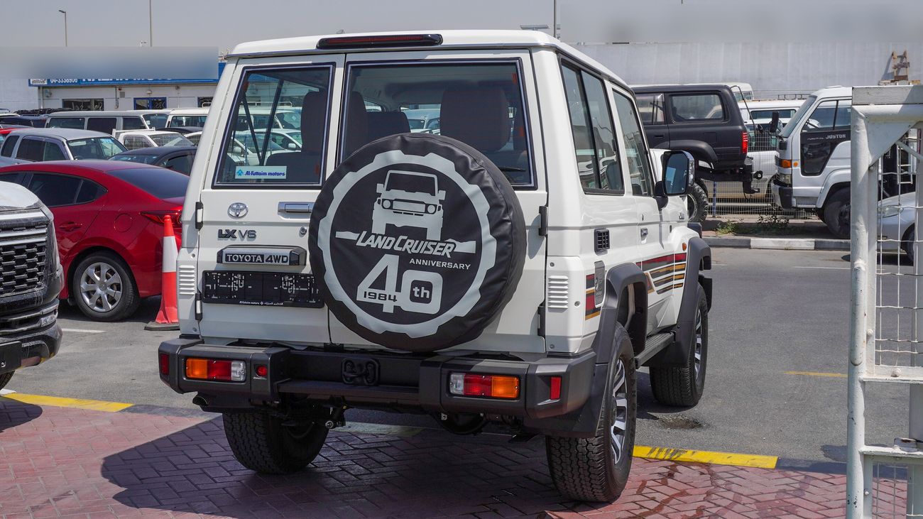 Toyota Land Cruiser 70 LX 4.0L V6 A/ T  Al Futtaim