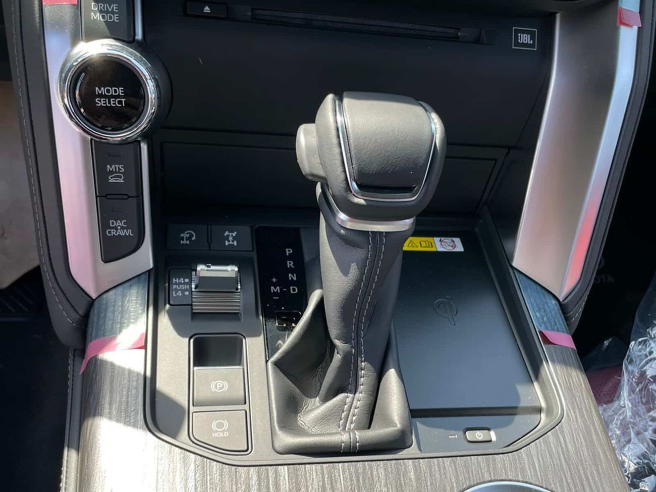 Toyota Land Cruiser Toy. L/C300 ZX 3.3L DSL A/T Floor 23YM -7 SEATERS - EURO - WHT_RED (EXPORT OFFER)