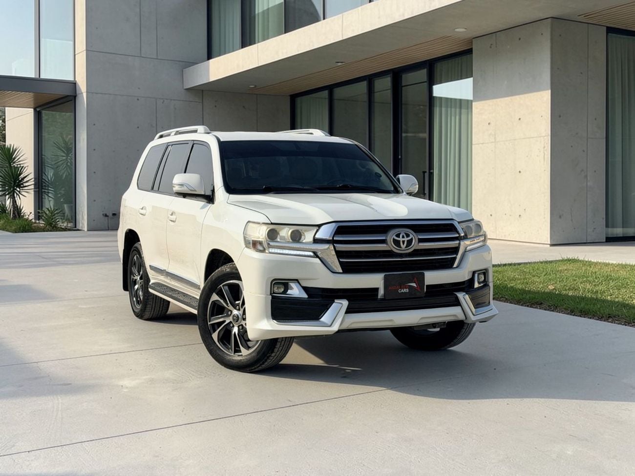 Toyota Land Cruiser GXR 4.0L (271 HP) 4WD