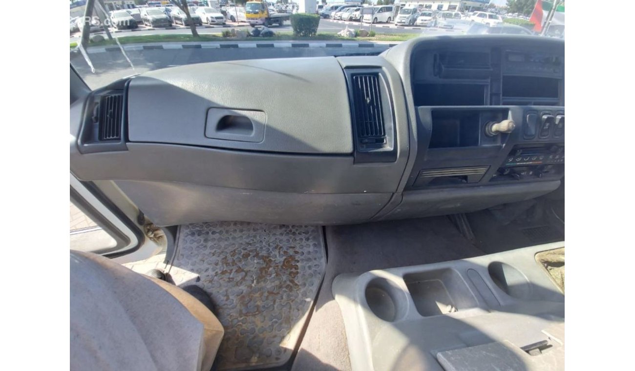 Mitsubishi Fuso Canter Fighter 6D17, RHD, 4 Ton, Flat body, 8.2L (Export Only)