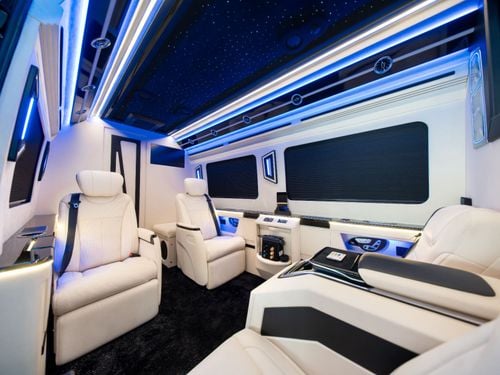 Mercedes Benz Sprinter Barugzai VIP Sprinter | Премиальный интерьер | Washroom | Smart TVs