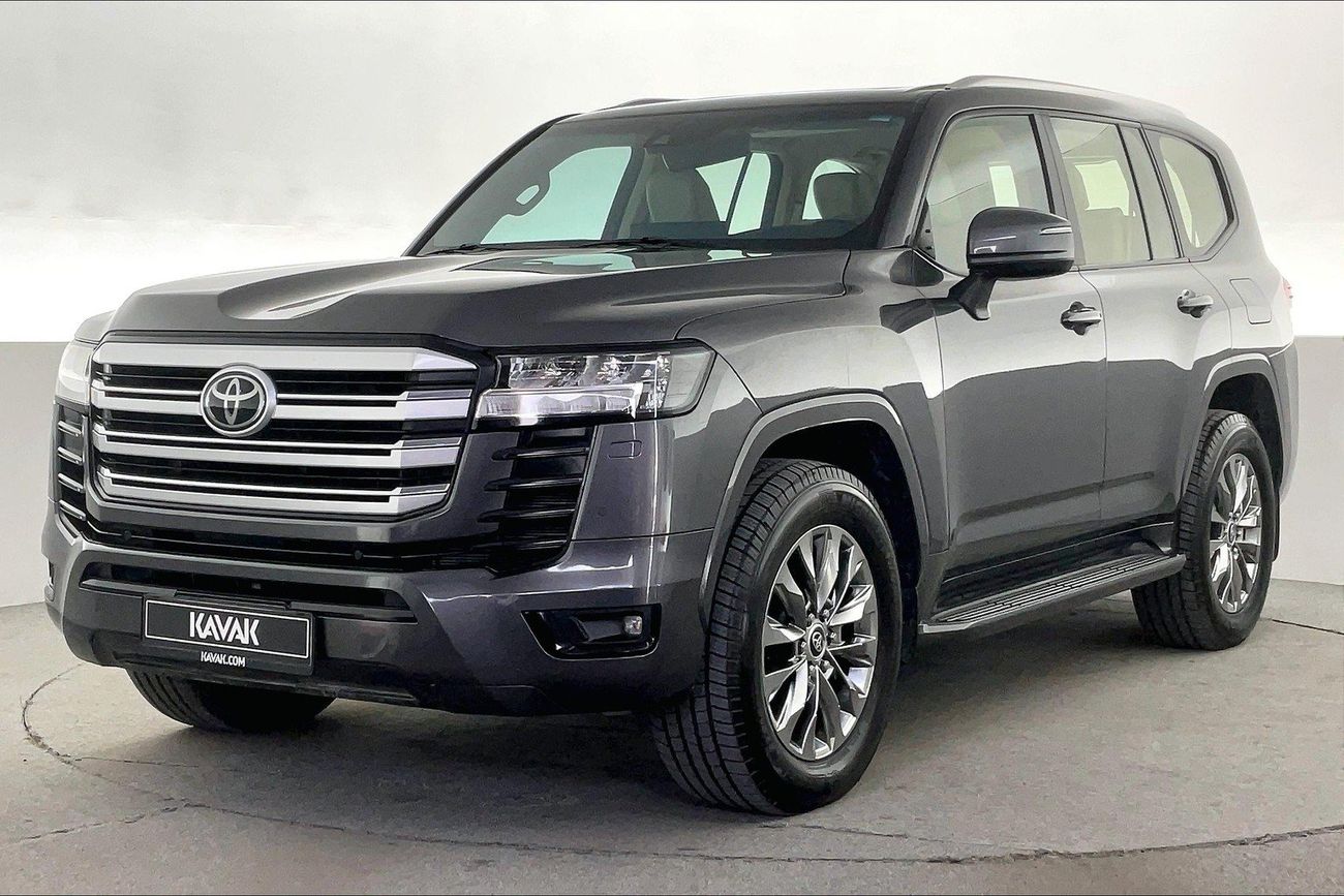 Toyota Land Cruiser GXR | National Day Celebration | Guaranteed Warranty | 0 Down Payment