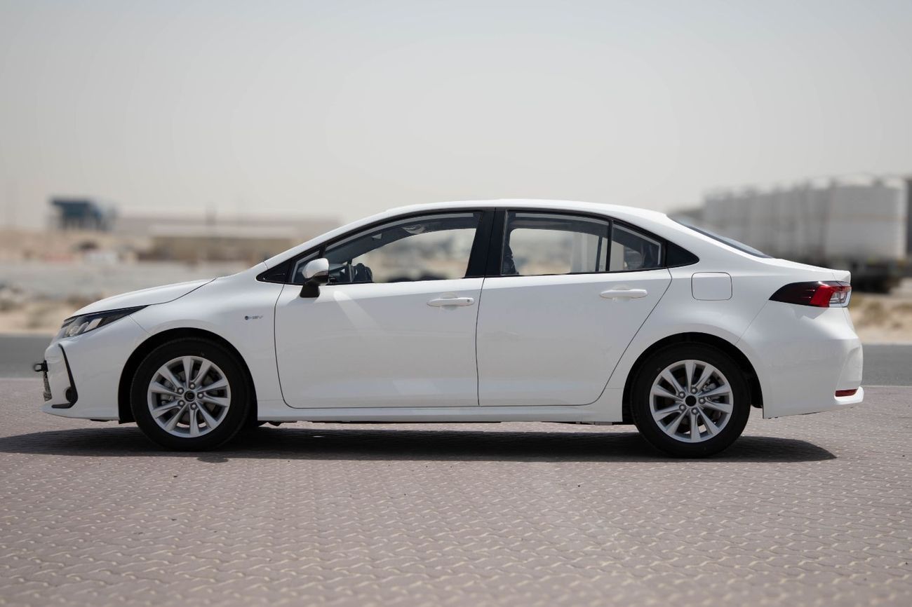 تويوتا كورولا 2025 Toyota Corolla Elite 1.8 - Hybrid - White Inside Black | Export Only