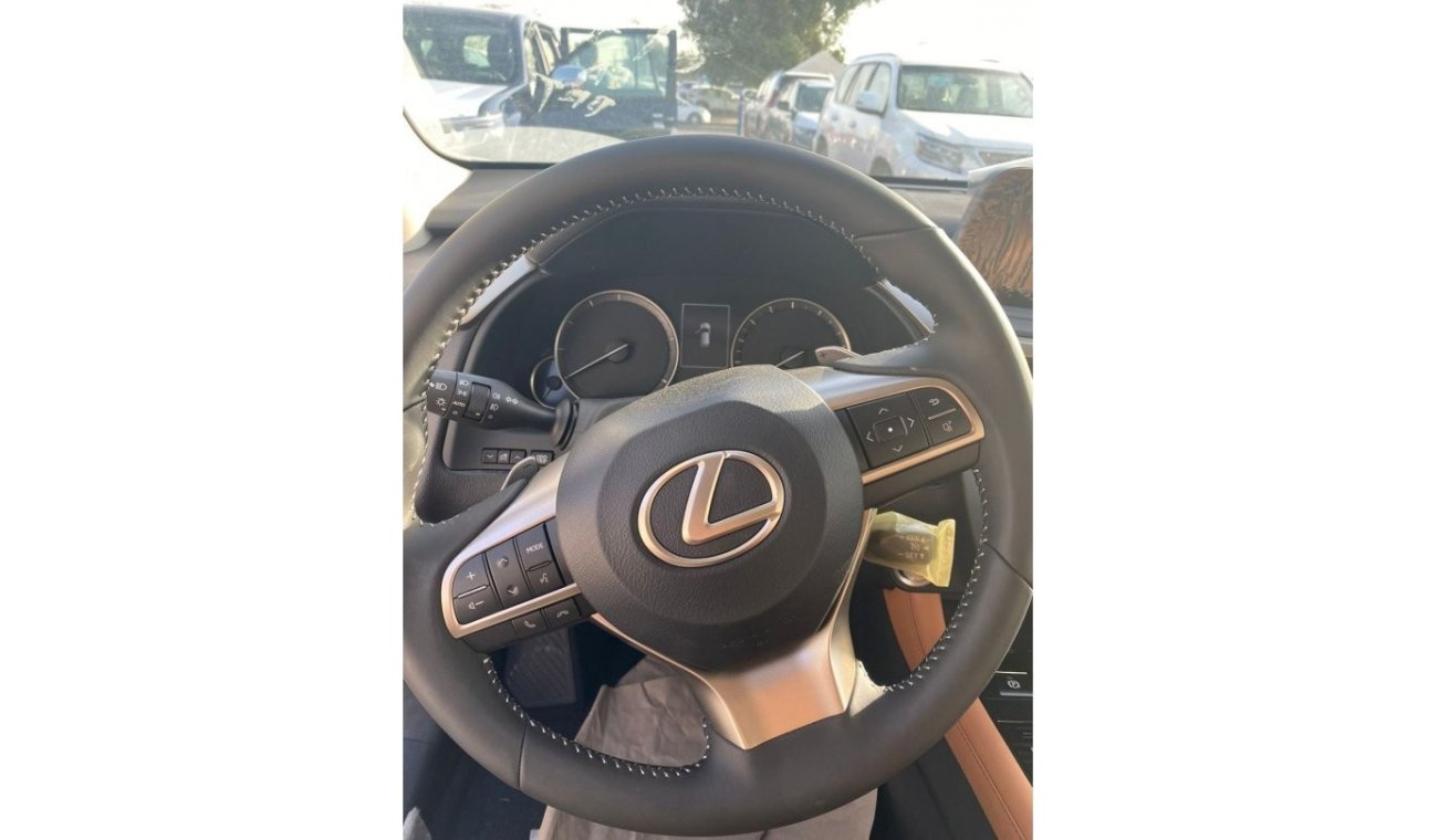 لكزس RX 350 لكزس RX 350 ، 3.5 لتر ، بنزين ، دفع رباعي ، دفع رباعي ، جلد داخلي ، أبيض ، موديل 2021 ، للتصدير والم