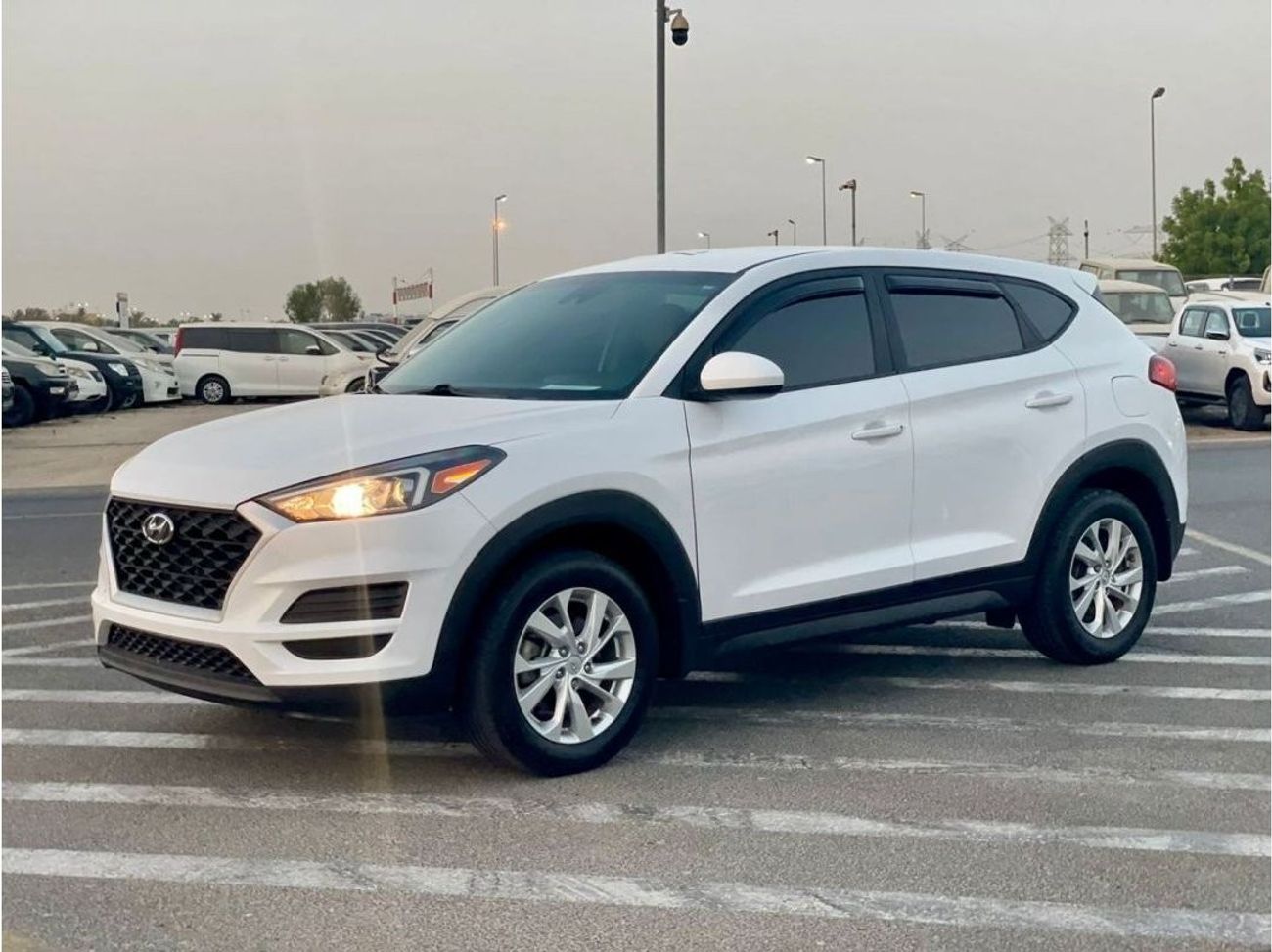 هيونداي توسون 2020 Hyundai Tucson 2.0L V4 GDi Premium With Lane Assist & Leather Seat - Super Clean - 62,800 Milea