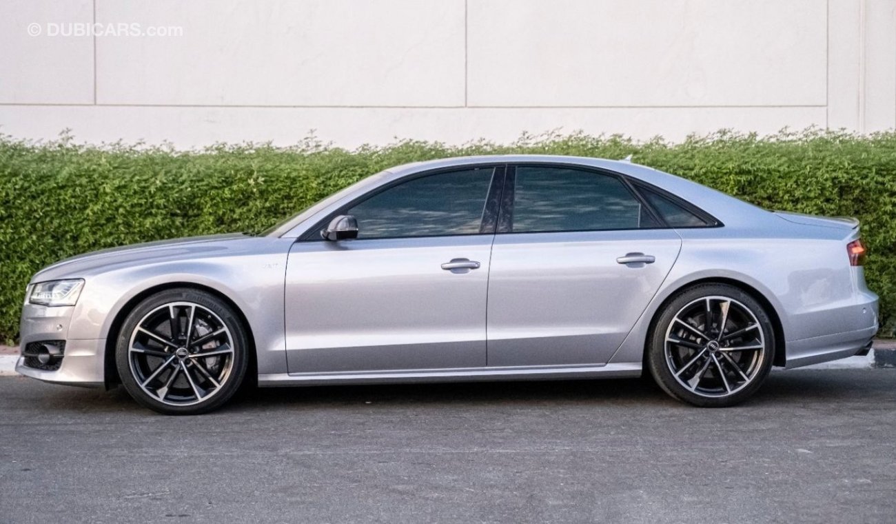 Audi S8