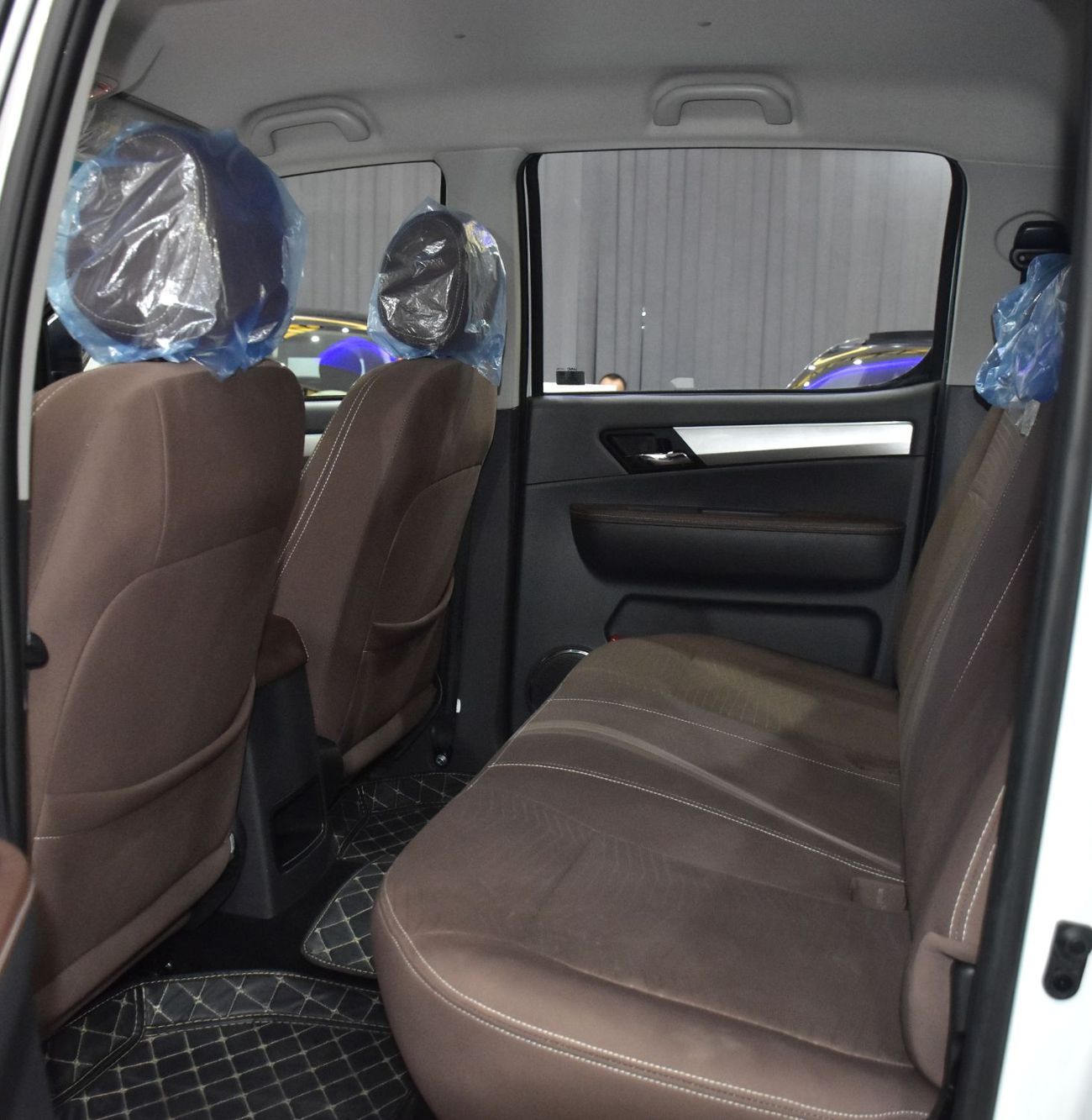 جاك T8 EXCELLENT DEAL for our JAC T8 2.0T ( 2024 Model ) in White Color GCC Specs