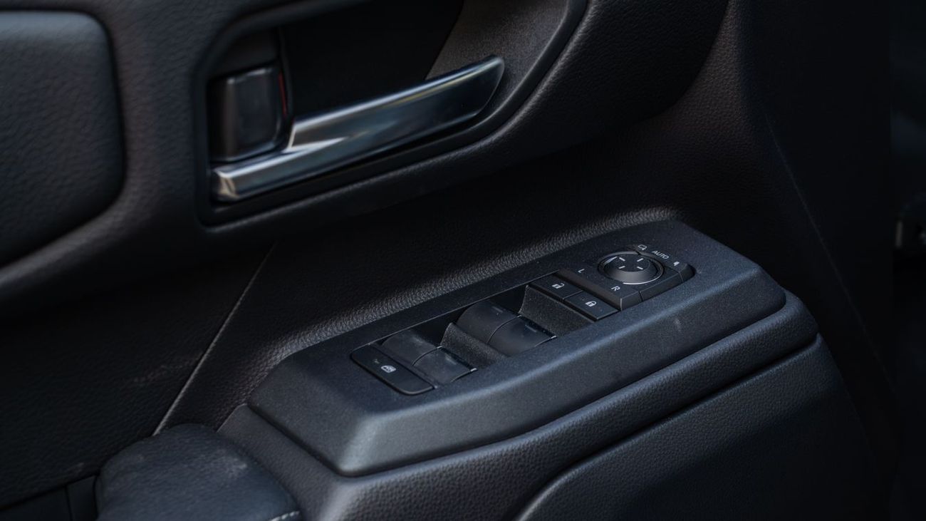 تويوتا برادو TOYOTA PRADO 2.4 ALR MID -2026YM