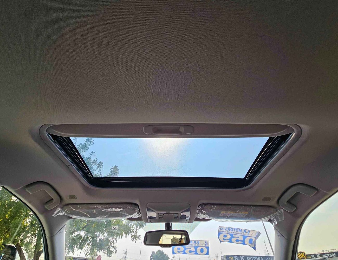 Toyota RAV4 Limited / 2.5L Petrol / Full Option With Sunroof / CODE#LIMITED