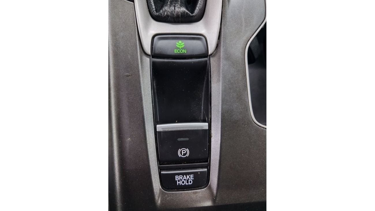 هوندا أكورد سبورت Warranty one year