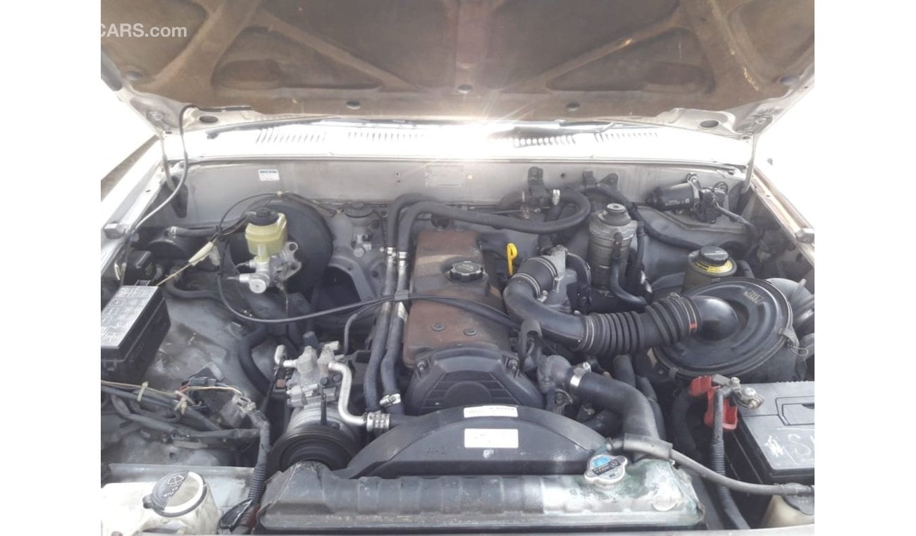 Toyota Hilux Hilux RIGHT HAND DRIVE (Stock no PM 694 )