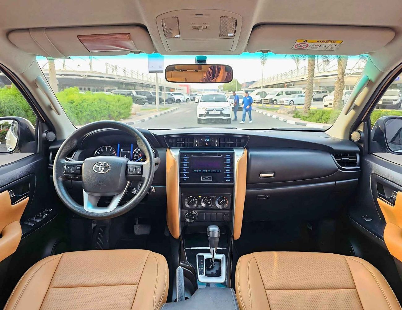 تويوتا فورتونر EXR/ 4WD 2.7L/ GCC/ LEATHER SEATS/ NON ACCIDENT/ 1068 MONTHLY/LOT#107793