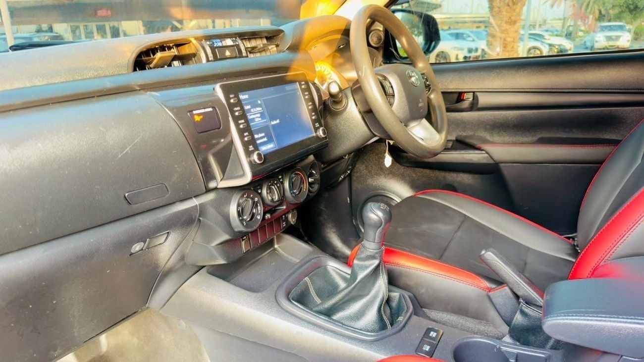 تويوتا هيلوكس -