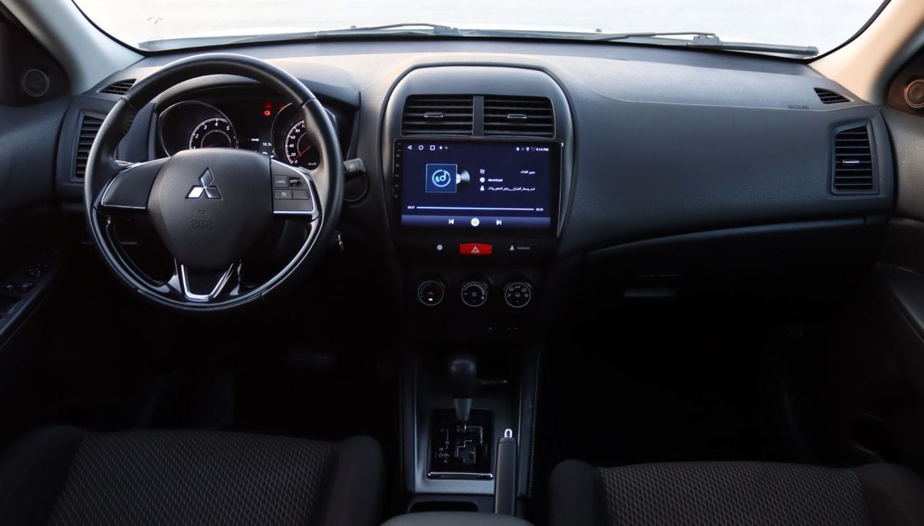 Mitsubishi ASX GLS ACCIDENTS FREE - GCC - ENGINE 2000 CC - ORIGINAL PAINT - PERFECT CONDITION INSIDE OUT