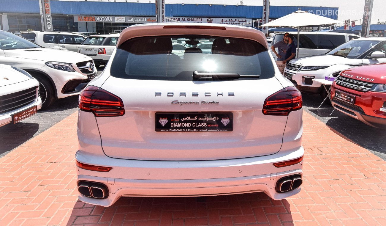 Used Porsche Cayenne Turbo 2016 for sale in Dubai 160125