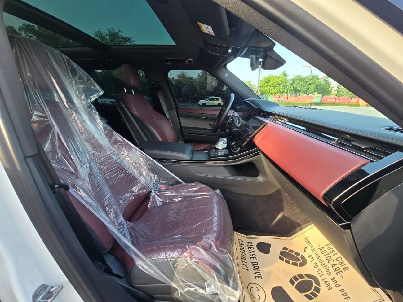 Land Rover Range Rover Sport Dynamic SE P400 3.0L RANGE ROVER SPORT DYNAMIC SE P400 2023 GCC // PERFECT CONDITION // LOW MILEAGE