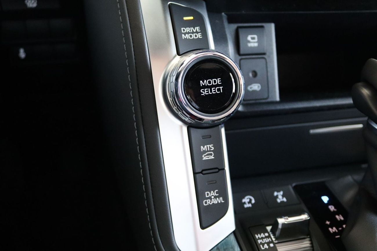 Toyota Land Cruiser VXR 3,3 TWIN TURBO DIESEL **EXPORT ONLY**التصدير فقط خارج الخليج***