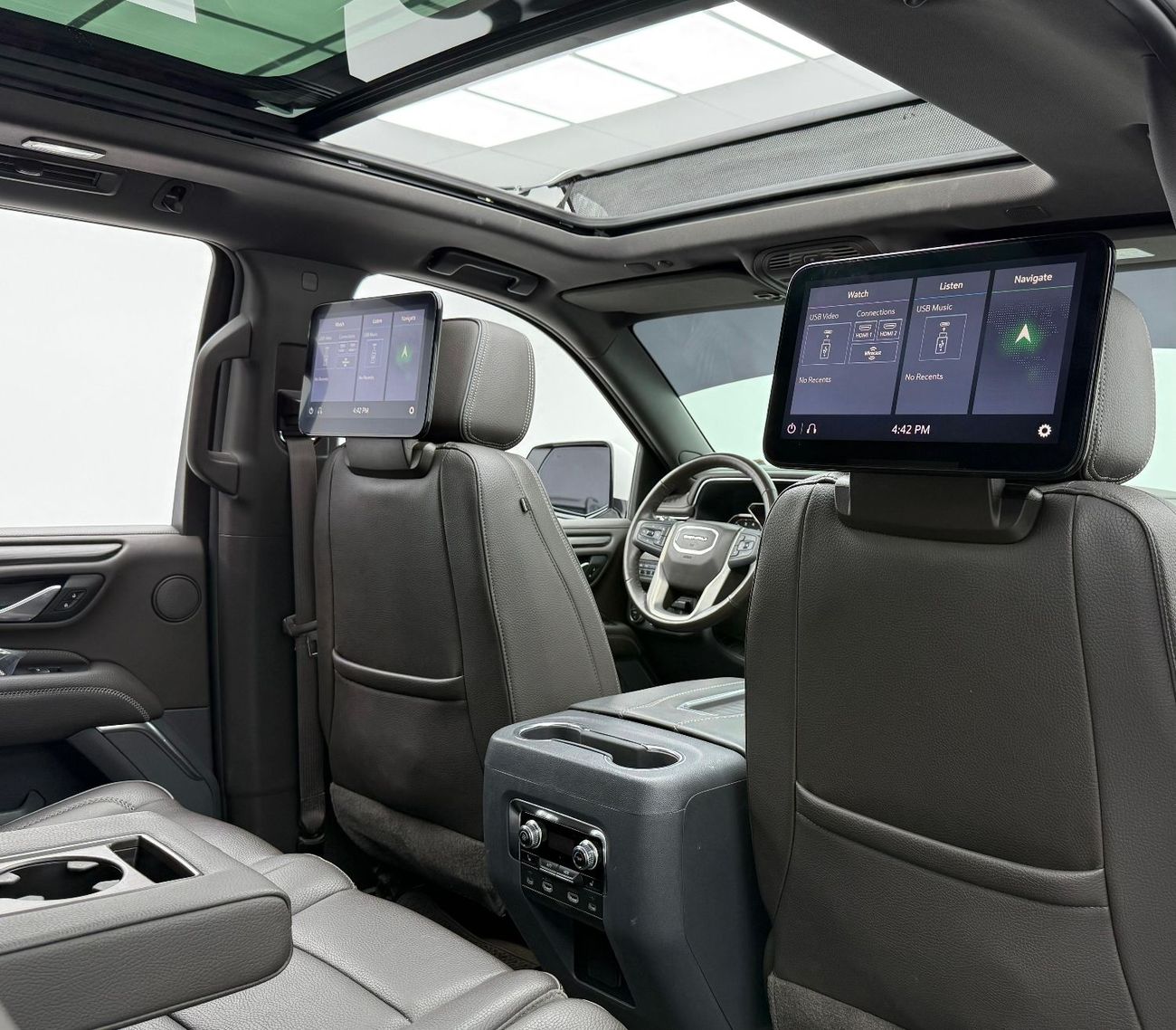 GMC Yukon Denali 6.2L (8 Seater) 2021 GMC Yukon Denali, Warranty, Full GMC Service History, Excellent Conditio