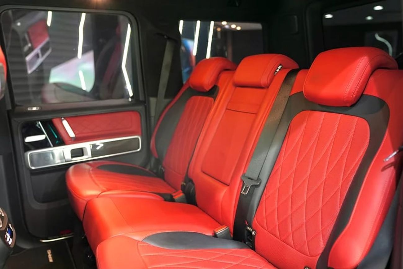 مرسيدس بنز G 63 AMG Double Night Package, Carbon Fiber Interior, Gargash Warranty Till 2027!!