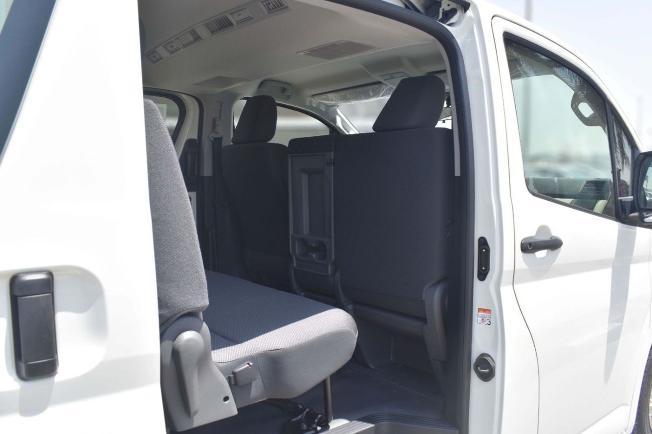 تويوتا هاياس HIACE HALF PANEL VAN 3.5L M/T (6 STR)