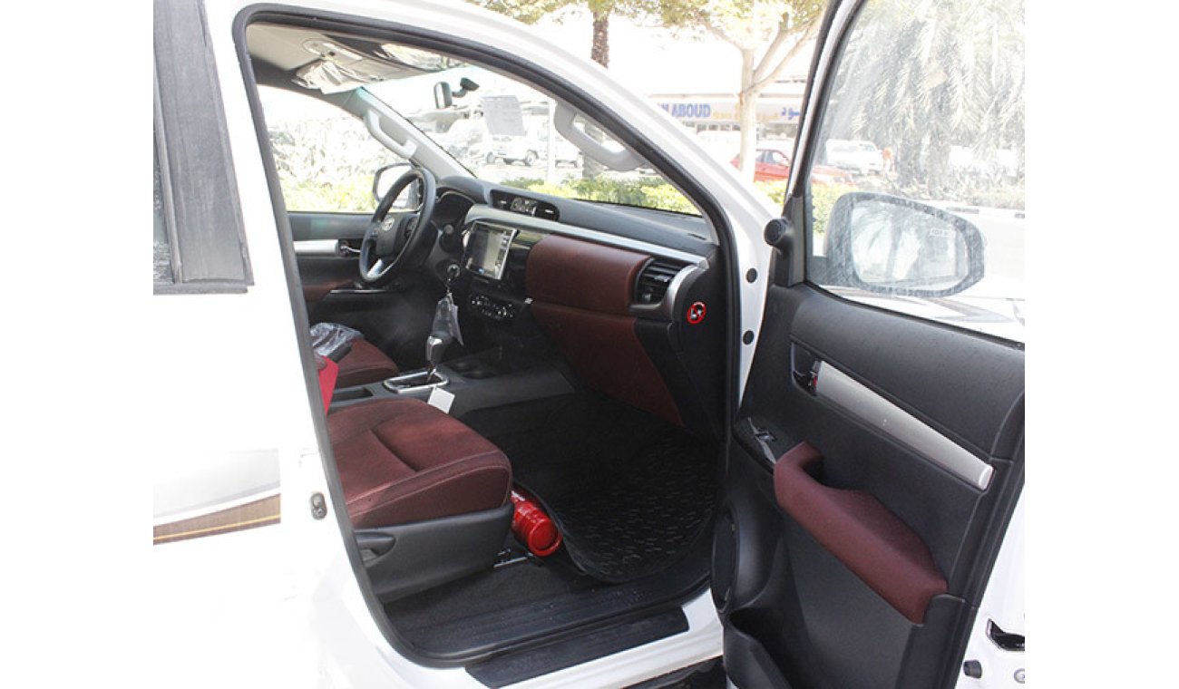 Toyota Hilux 2.7L PETROL