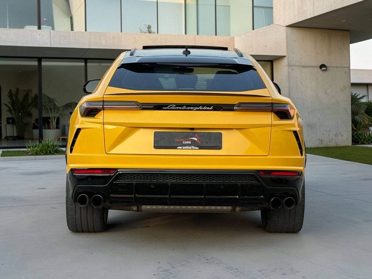لامبورغيني اوروس AED 12,800 P.M. | 0% DP | LAMBORGHINI URUS | UNDER WARRANTY TILL FEB 2027 | GCC