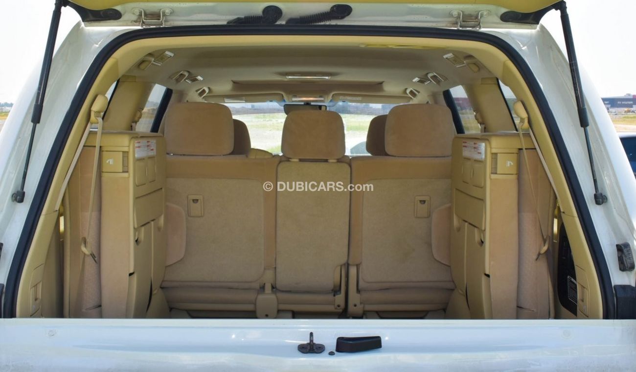 Toyota Land Cruiser V8 5.7 EXR