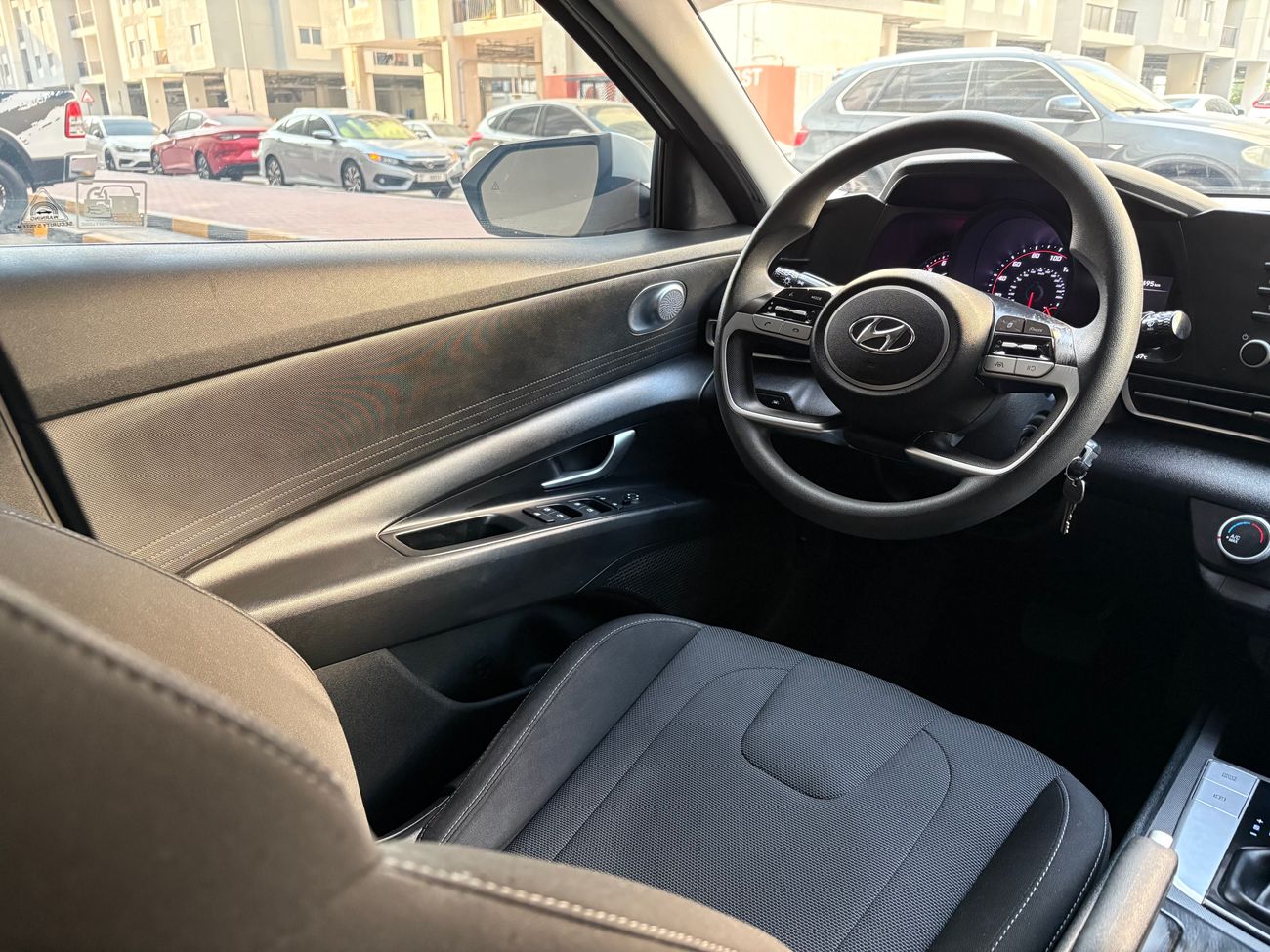 هيونداي إلانترا