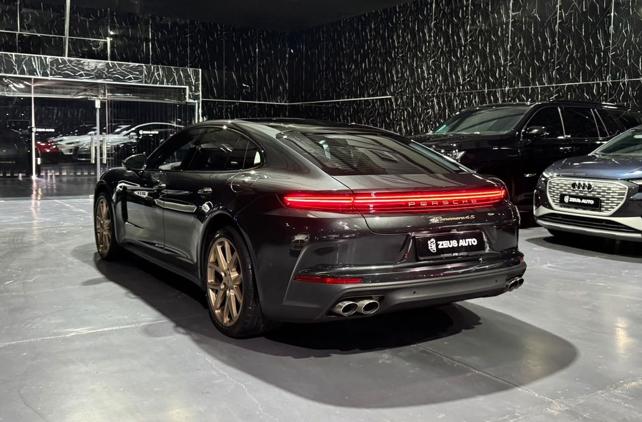 Porsche Panamera 4S E- HYBRID 2025 Porsche Panamera, 2029 Porsche Warranty, Just Been Serviced, Very Low