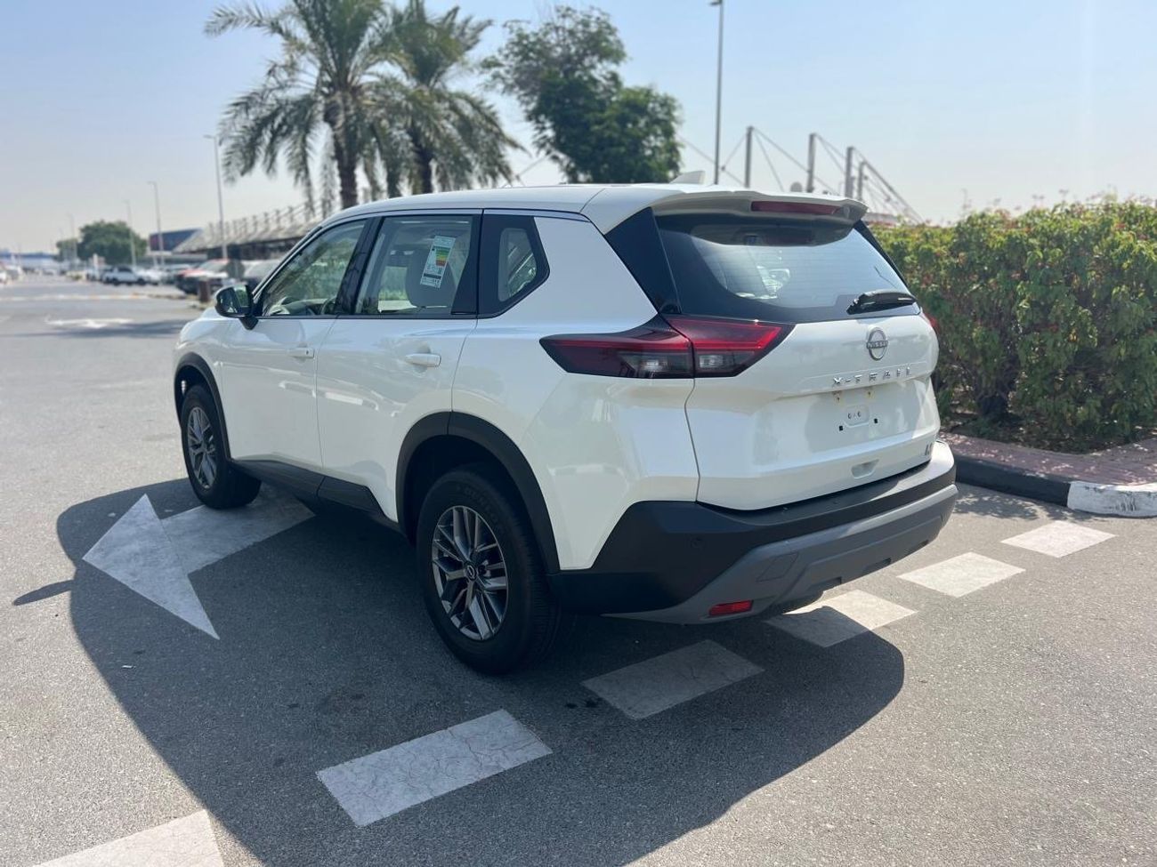 Nissan XTrail S 2.5L (169 HP) FWD (5 Seater)