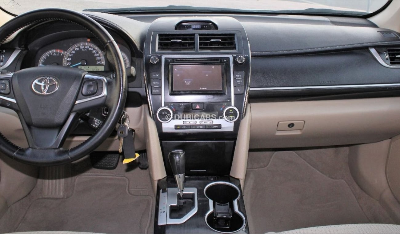 Toyota Camry Toyota Camry 2017, GCC, in excellent condition, No. 2 accidents, very clean from inside and outside