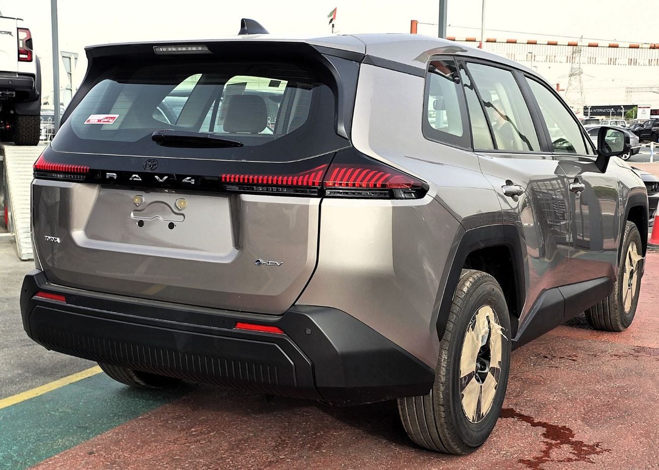Toyota RAV4 RAV4 Hybrid 2.5L AT FWD SUV GCC Bronze color 2026 model