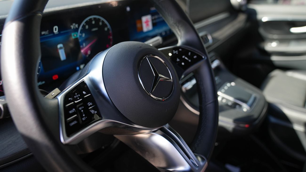 مرسيدس بنز V 300 2.0L