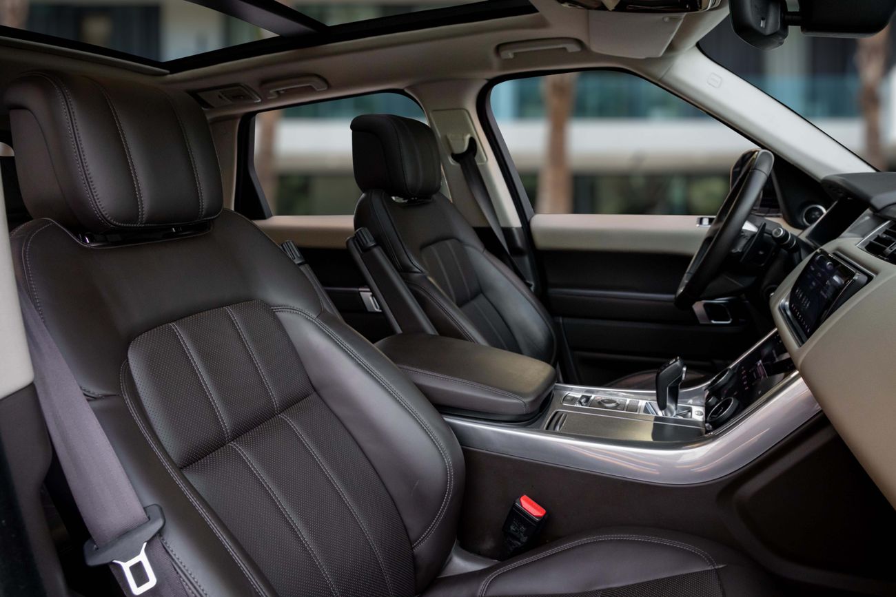 لاند روفر رينج روفر سبورت Range Rover Sport HSE | 3,232 P.M | 0% Downpayment | Impeccable Condition!