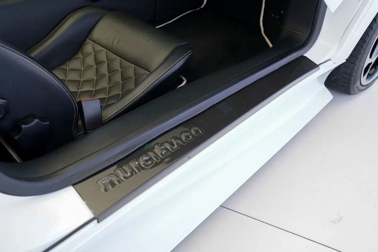 لامبورغيني مورشيلاجو LP-640 ROADSTER