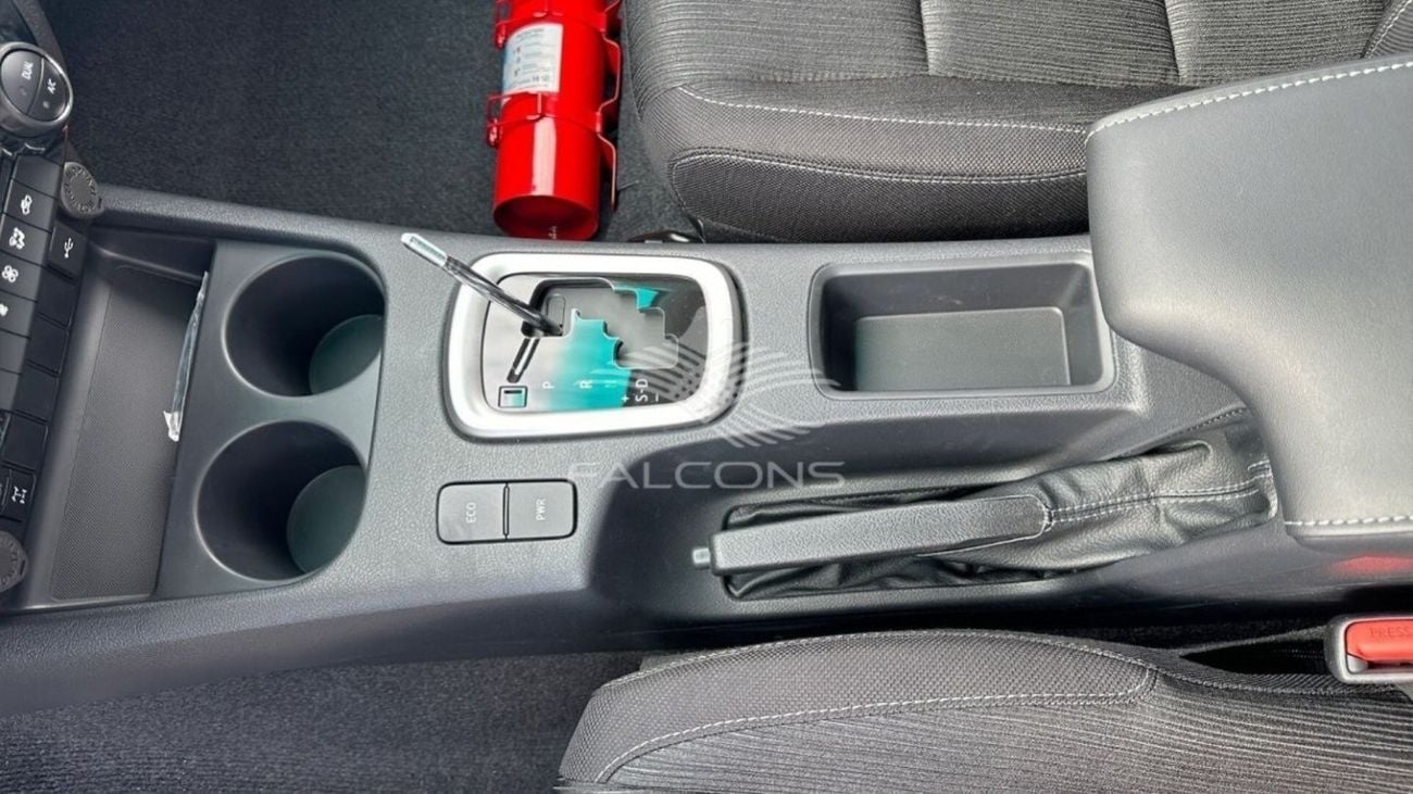 تويوتا هيلوكس Toyota/HILUX D DC 4WD/ 2.4L DC TURBO Automatic