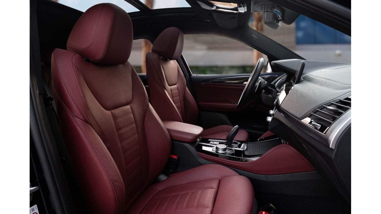 BMW X4 xDrive 30i COUPE M-kit | 4,112 P.M  | 0% Downpayment | Full Agency Warranty and Service Contract