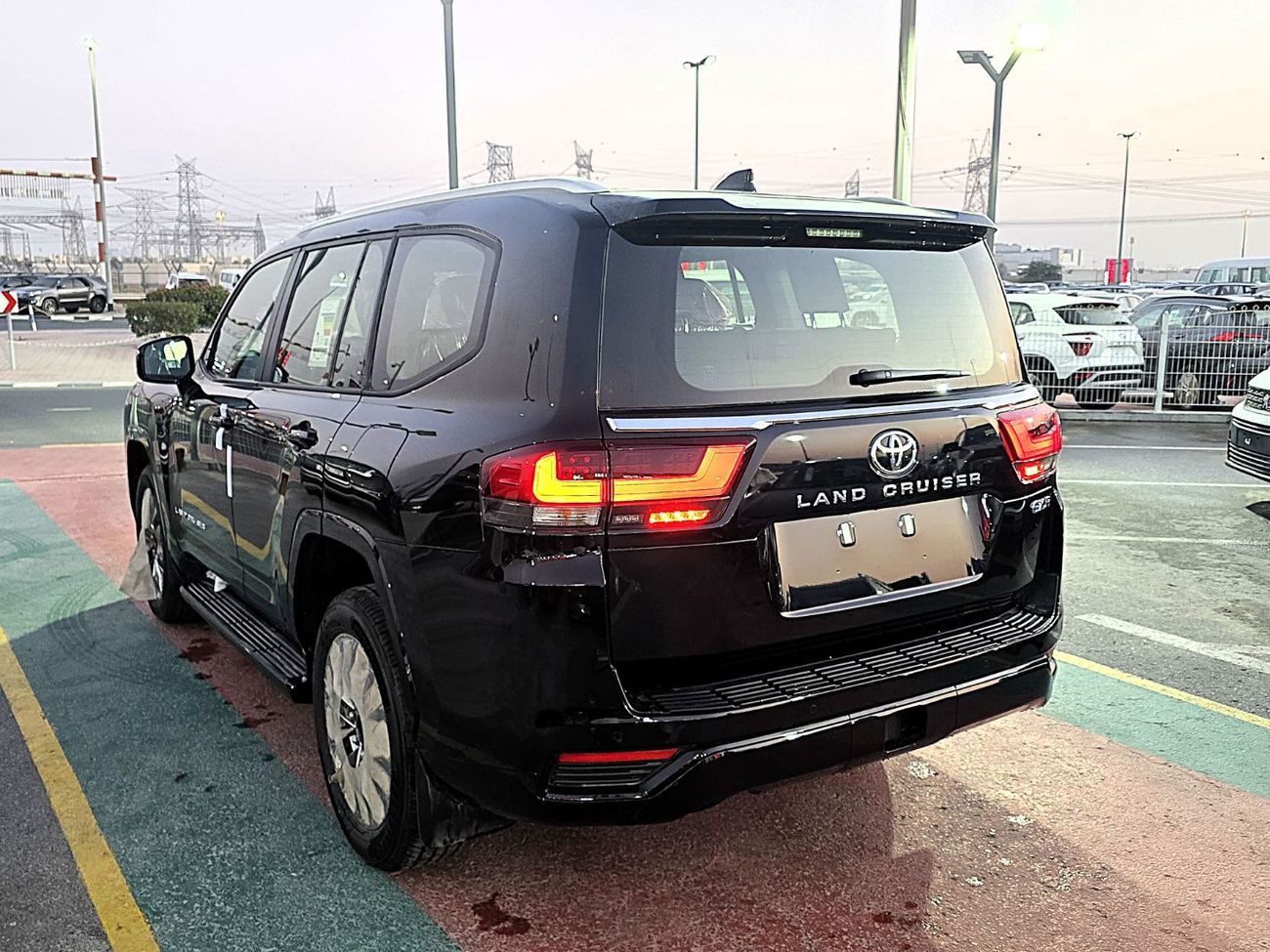 Toyota Land Cruiser Toyota Land Cruiser GXR 4.0L petrol 2025 black color