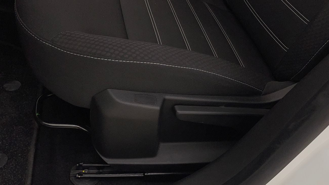 Renault Duster SE 1.6 | Zero Down Payment | Home Test Drive