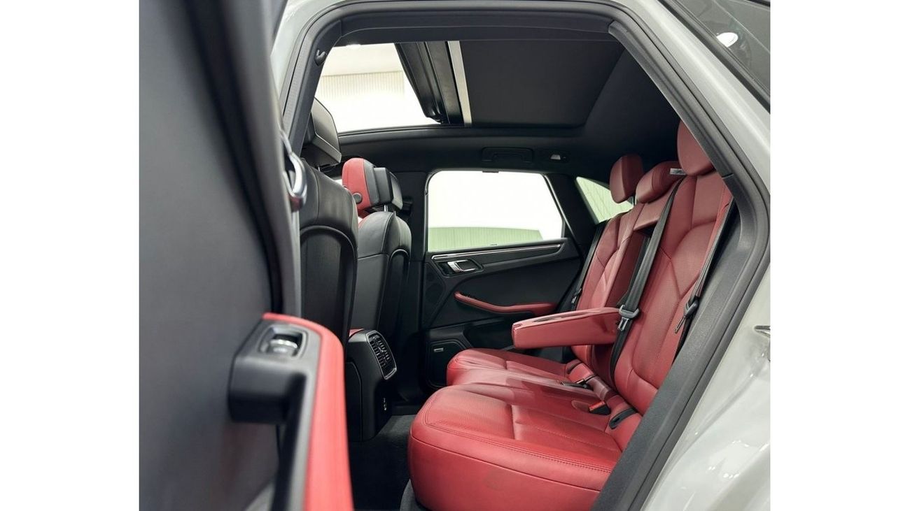 Porsche Macan std 2020 Porsche Macan, Warranty, Full Service History, Excellent Condition, GCC