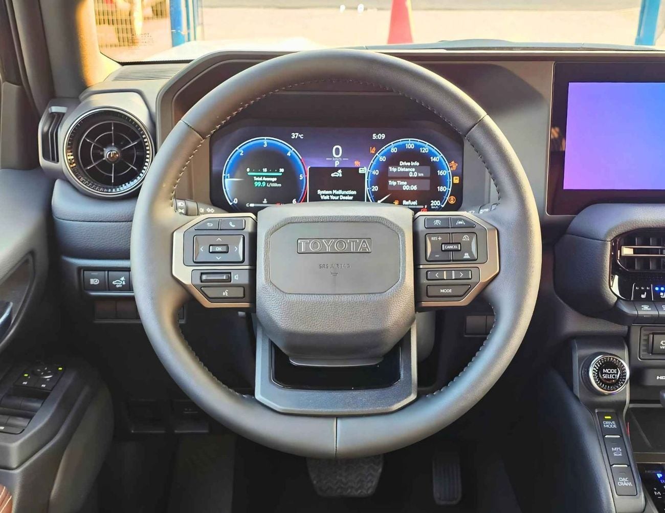 Toyota Prado ADVENTURE TURBO / 2.8L V4 DIESEL / RADAR / POWER SEATS / LEATHER SEATS (CODE # PADVH1)