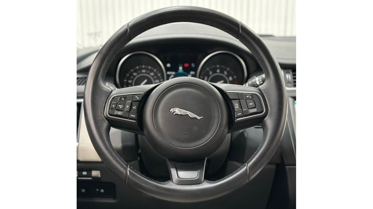 Jaguar E Pace 2019 Jaguar E-Pace P200 SE, Full Agency Service History, One Year Unlimited KM Warranty, Excellent C