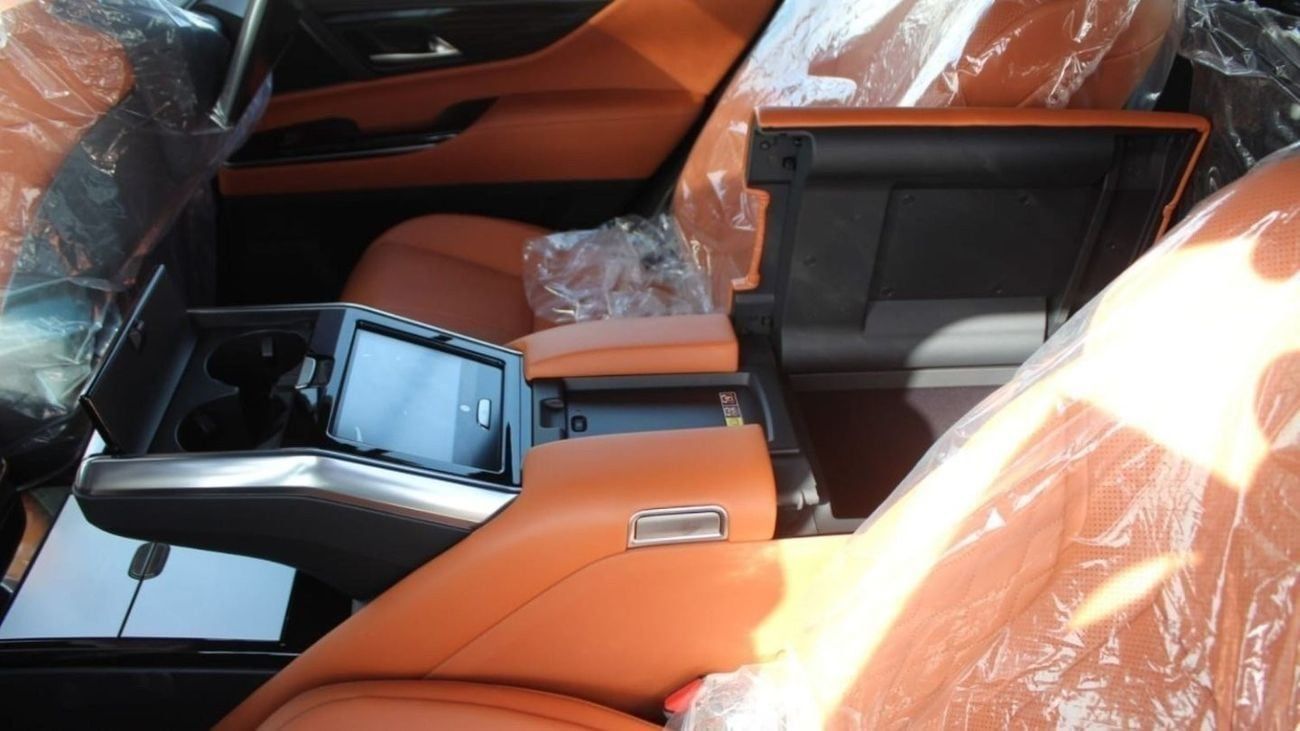 Lexus LX 600 VIP 3.5l petrol 2025