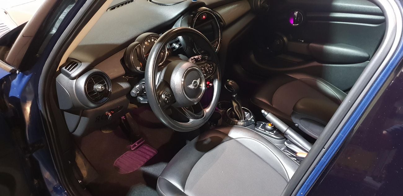 Mini Cooper Std 1.5L (5 Seater)