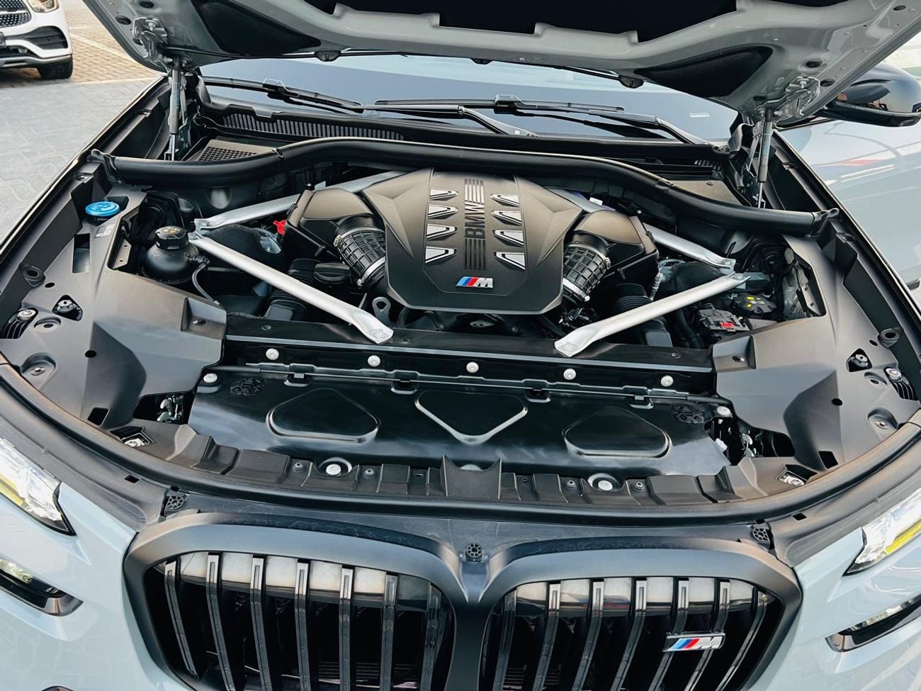 BMW X7 M60i XDRIVE