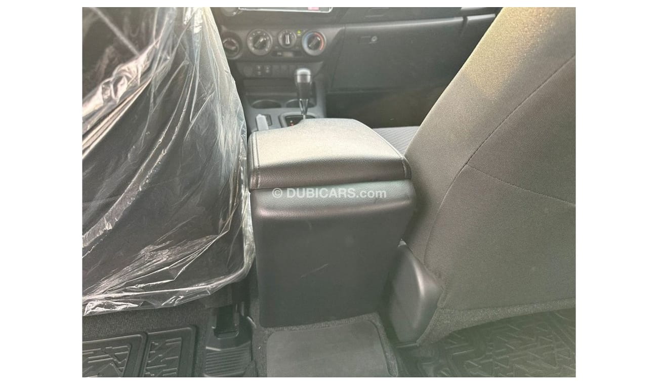 Toyota Hilux TOYOTA HILUX 2.4 AT DIFFLOCK WHITE 2023 * EXPORT ONLY *