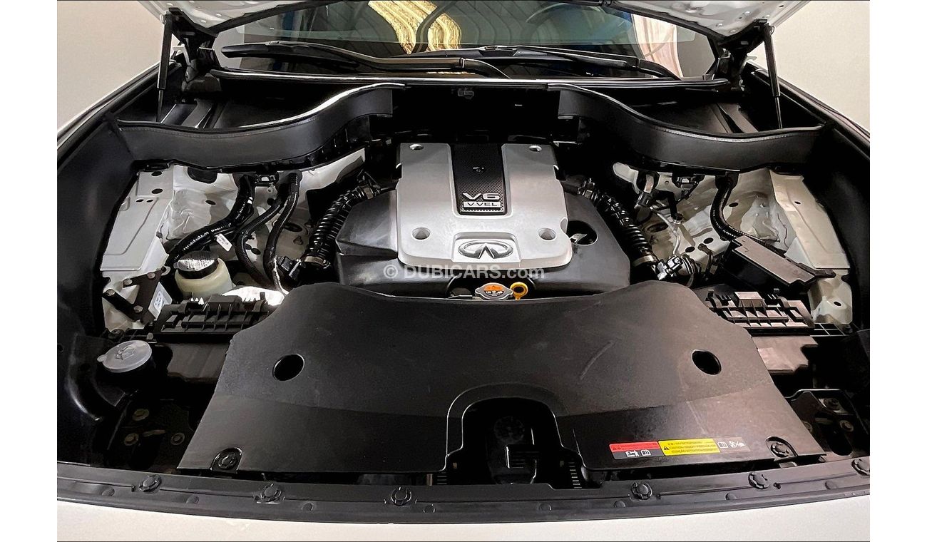 Infiniti QX70 Sport Luxury